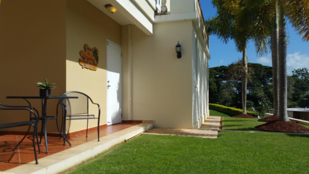 Family Guest House Quebradillas Eksteriør billede